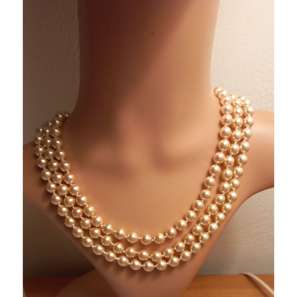Vintage Franklin Mint Jackie Kennedy Triple Strand Glass Pearl Necklace 1990s